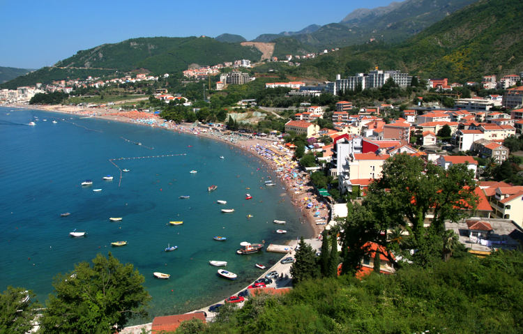 Dovolená v Černé Hoře je mezi Čechy stále oblíbenější destinací